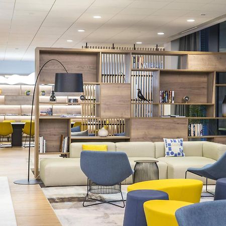Courtyard By Marriott Edinburgh West Hotel Bagian luar foto